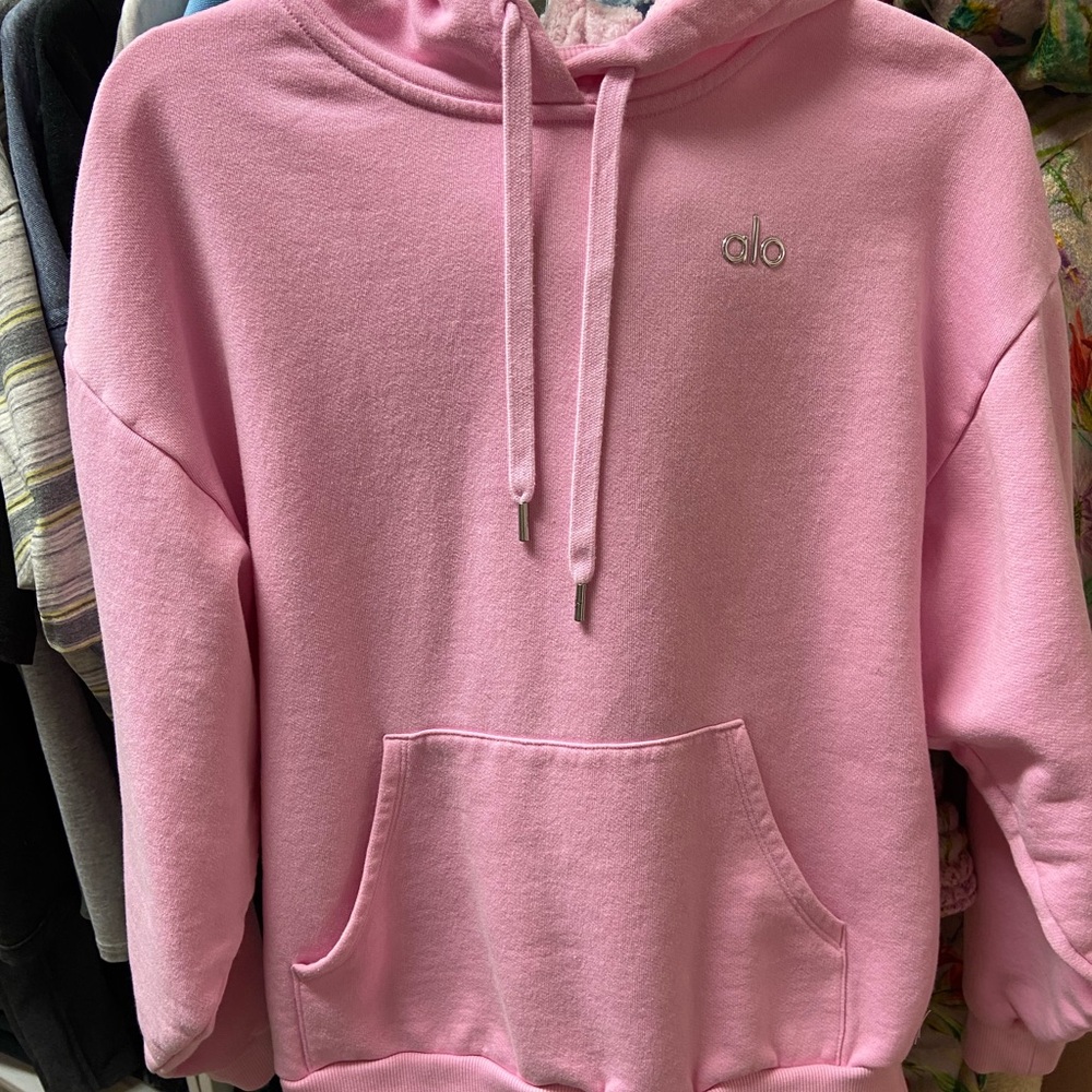 ALO Yoga sweet Pink Accolade hoodie-  limited edition / Size XS 🎀 gently worn